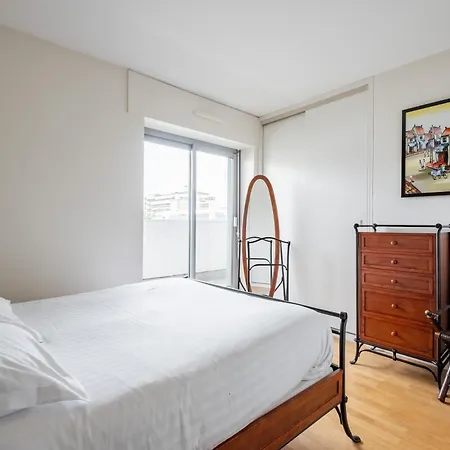 Veeve - Aligre Heights Paris